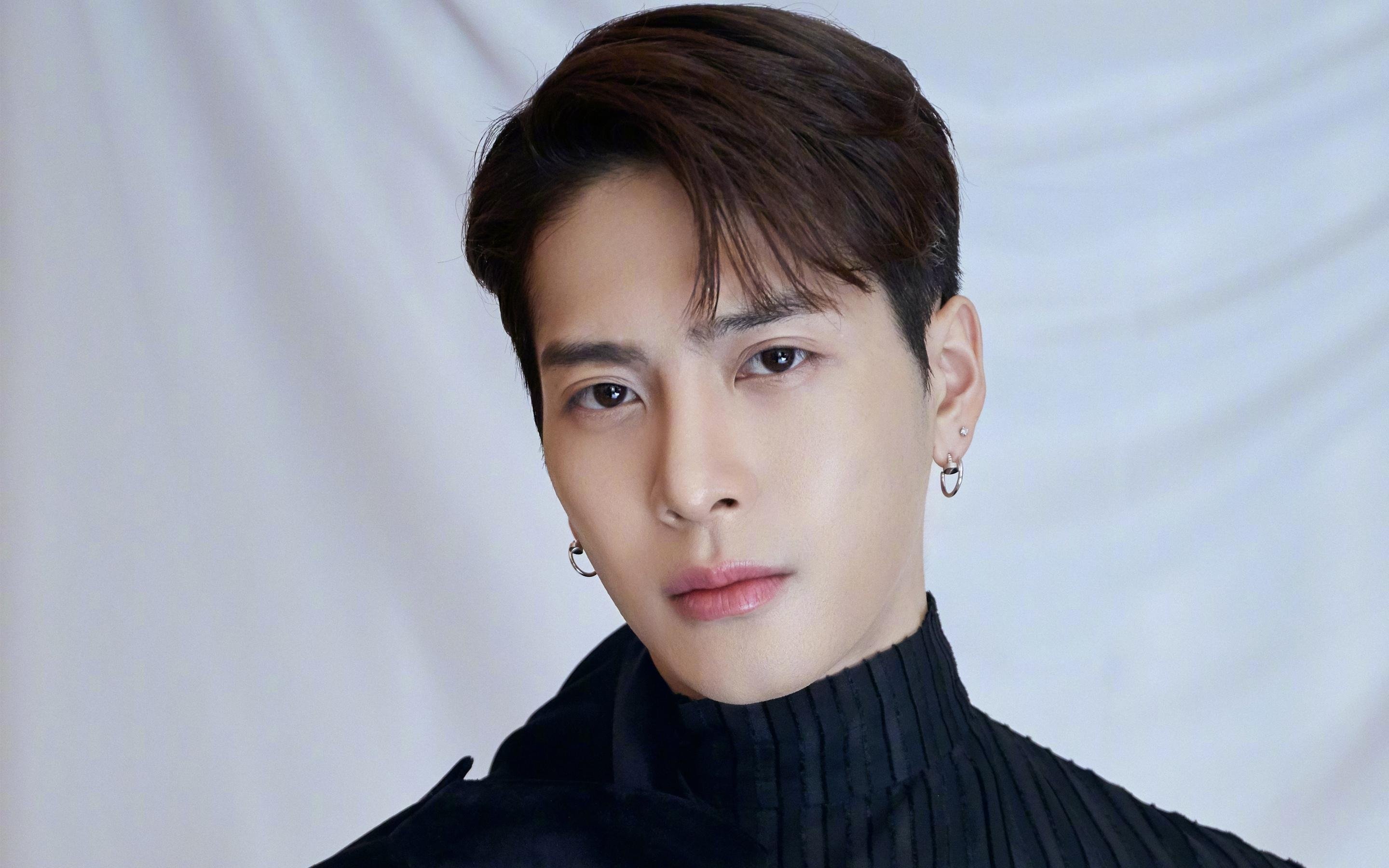 爱游戏APP-另一片球场，当篮网打穿雷霆，看西亚卡姆如何在英超争冠战局中接管比赛