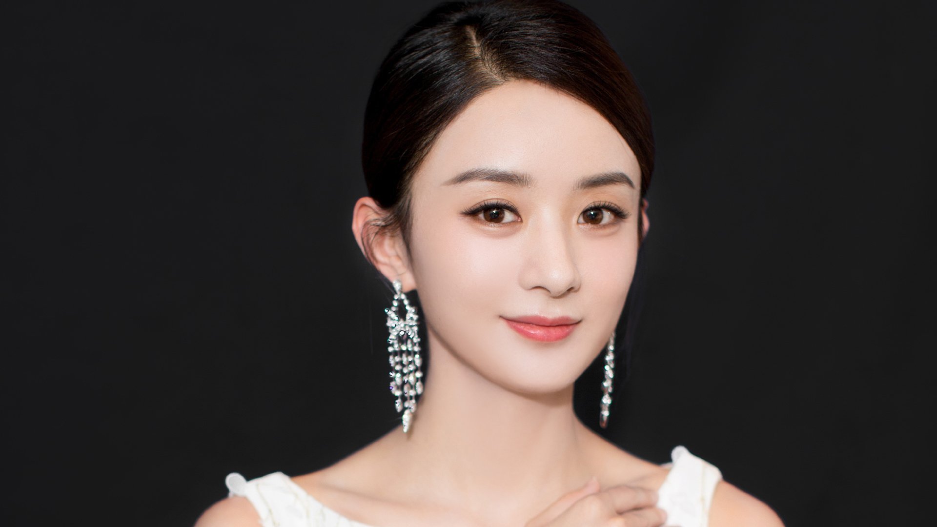 贝恩天书难破译,深圳疾风骤雨式降维打击令老鹰完全失语